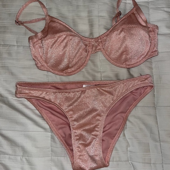 Target Metallic Pink Underwire Bikini - Picture 1 of 2
